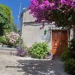 Maison Simonpietri Holiday home *